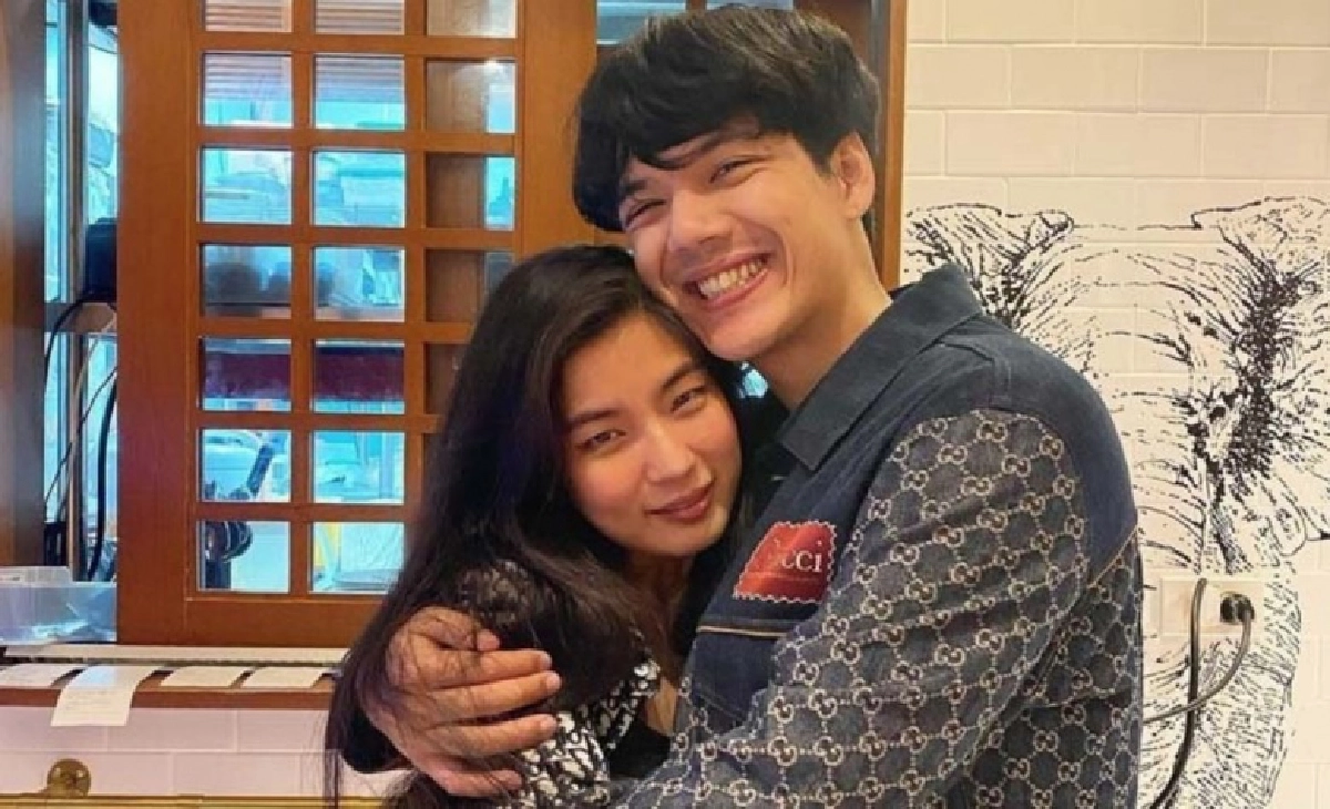 "นิกกี้ ณฉัตร"โต้กลับแทน "ก้อย"หลังเจอคอมเมนต์ตำหนิ ใส่แบรนด์ปลอม 