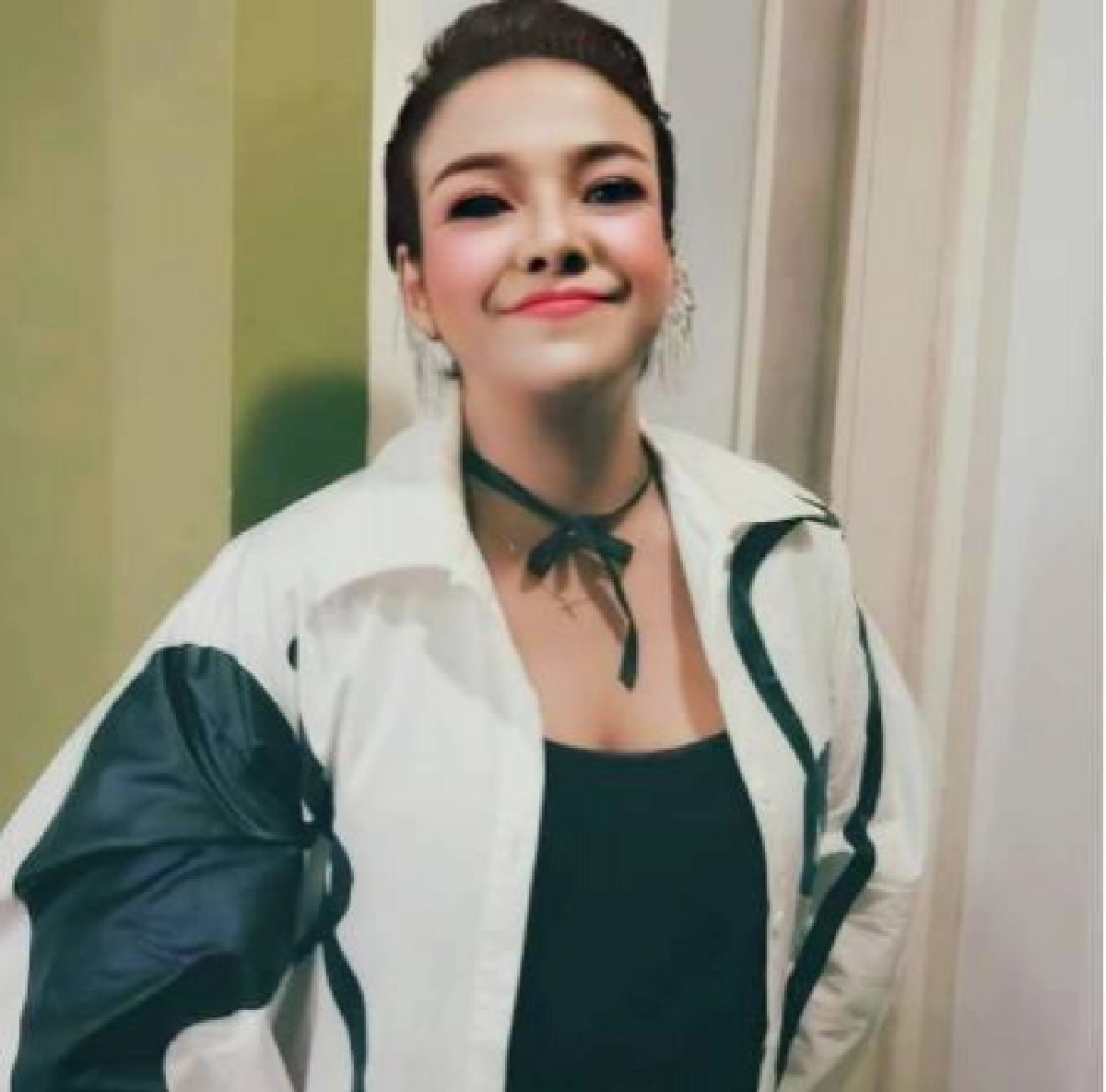 'ยุ้ย ญาติเยอะ' ฟาดกลับ "สลิ่มเก็บปากไว้แ-กของเน่านะ" 