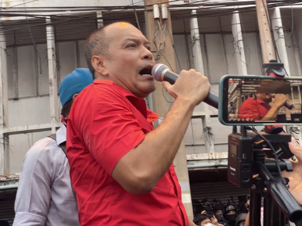 ต่างขั้วต่างแนวทางยากฟังกัน  สุดท้ายเหยื่อ คือ"ประชาชน" 