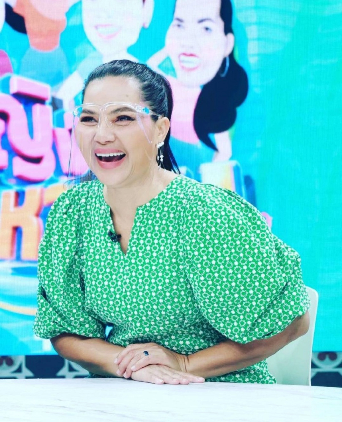 โค้งสุดท้าย ส่อง "เลขเด็ด" คนบันเทิง ก่อนหวยออก ใครอยากรวยห้ามพลาด 