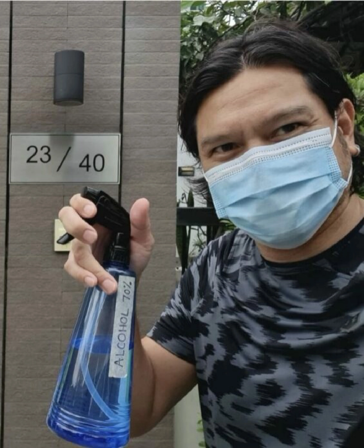 น้องตัวเงินตัวทองให้โชค "เต๋า สมชาย" ออกเลขที่บ้านตรง ๆ 