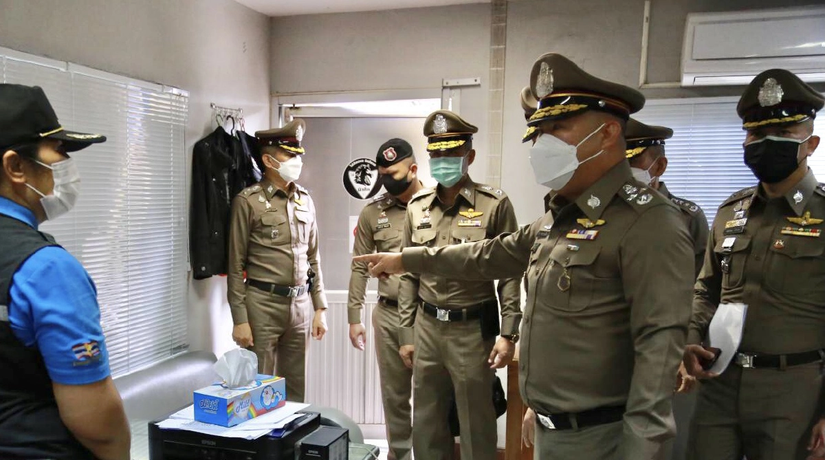 "บิ๊กหิน"บินด่วนดูจุด"ผู้กำกับโจ้" ทรมานผู้ต้องหา รีดเงิน 2 ล้านบาท