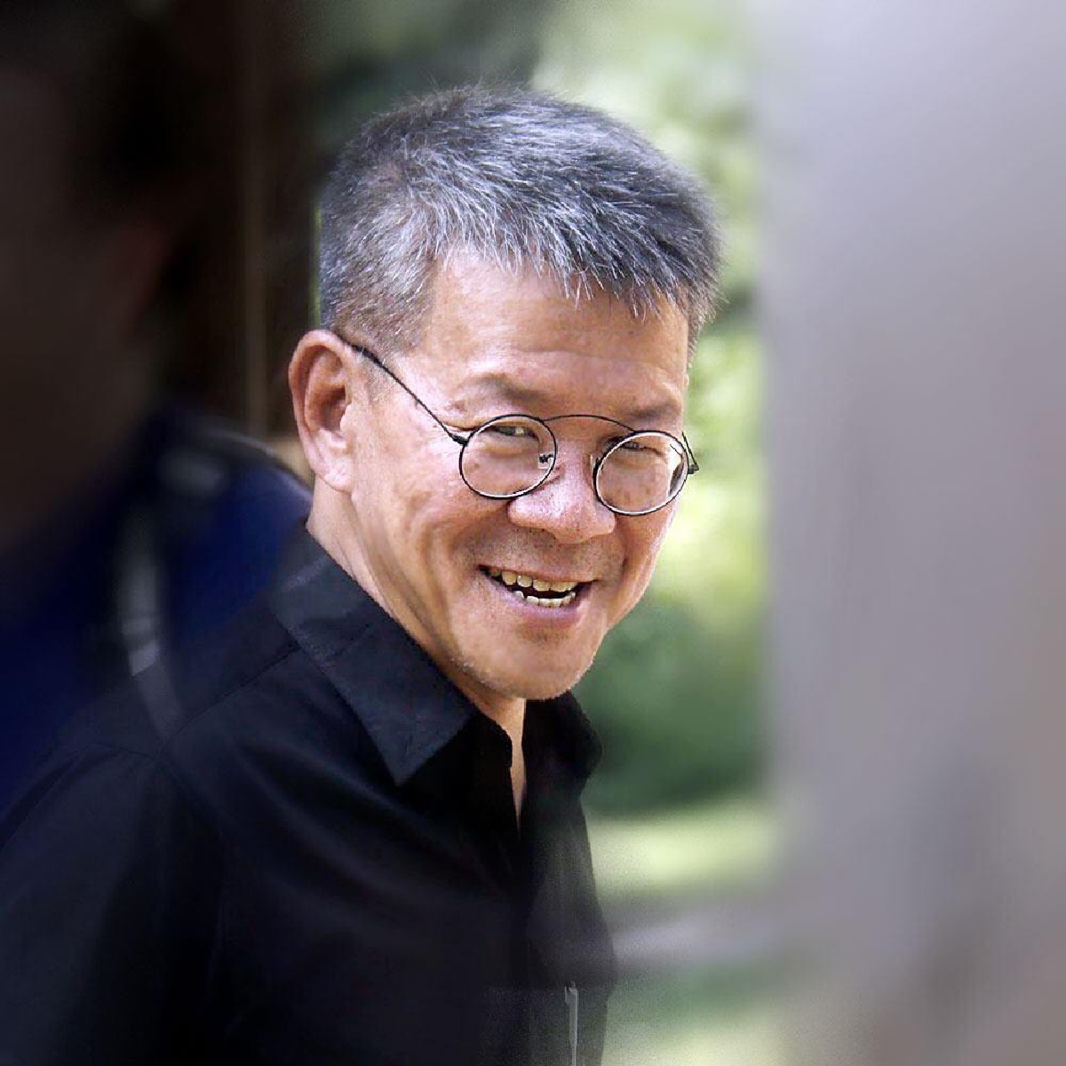 ฉากชีวิต ‘ผู้ว่าฯปู’ เลือดอ่างทอง ทายาทแสงศรีโฟโต้