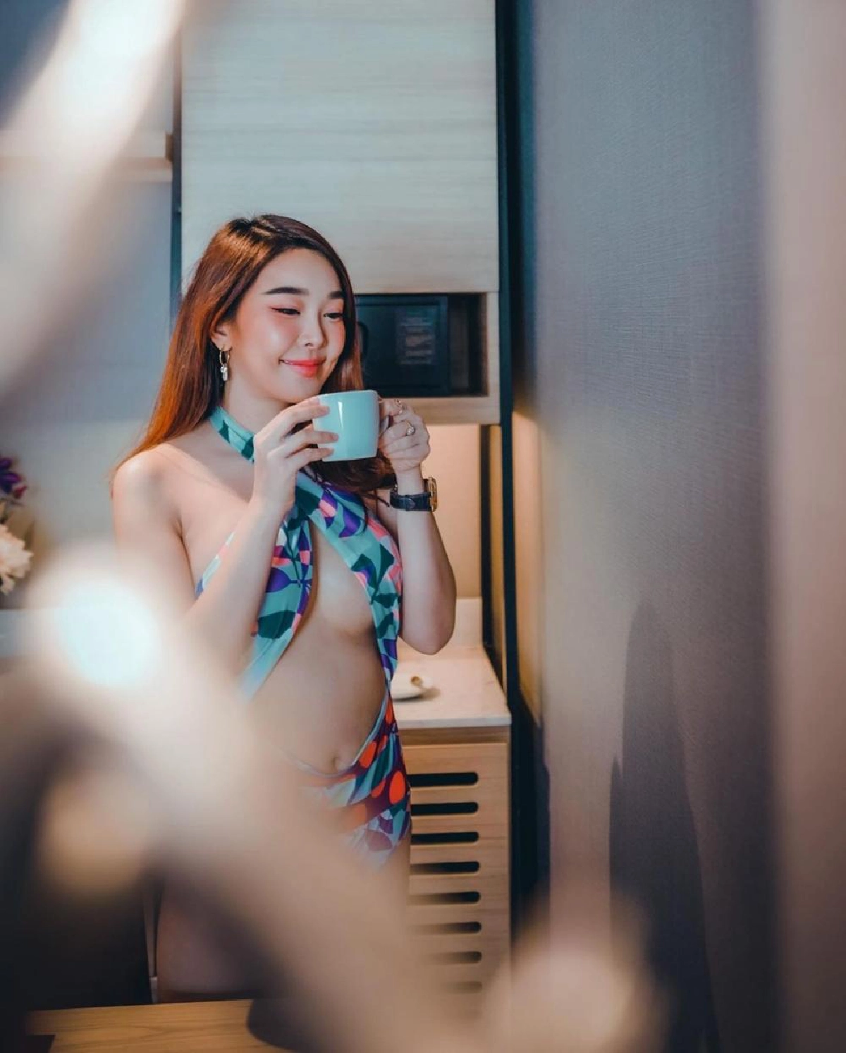 “หญิงแย้” โพสต์รูปเซ็กซี่ แต่ชาวเน็ตสงสัยขอถามตรงๆ ท้องเหรอ