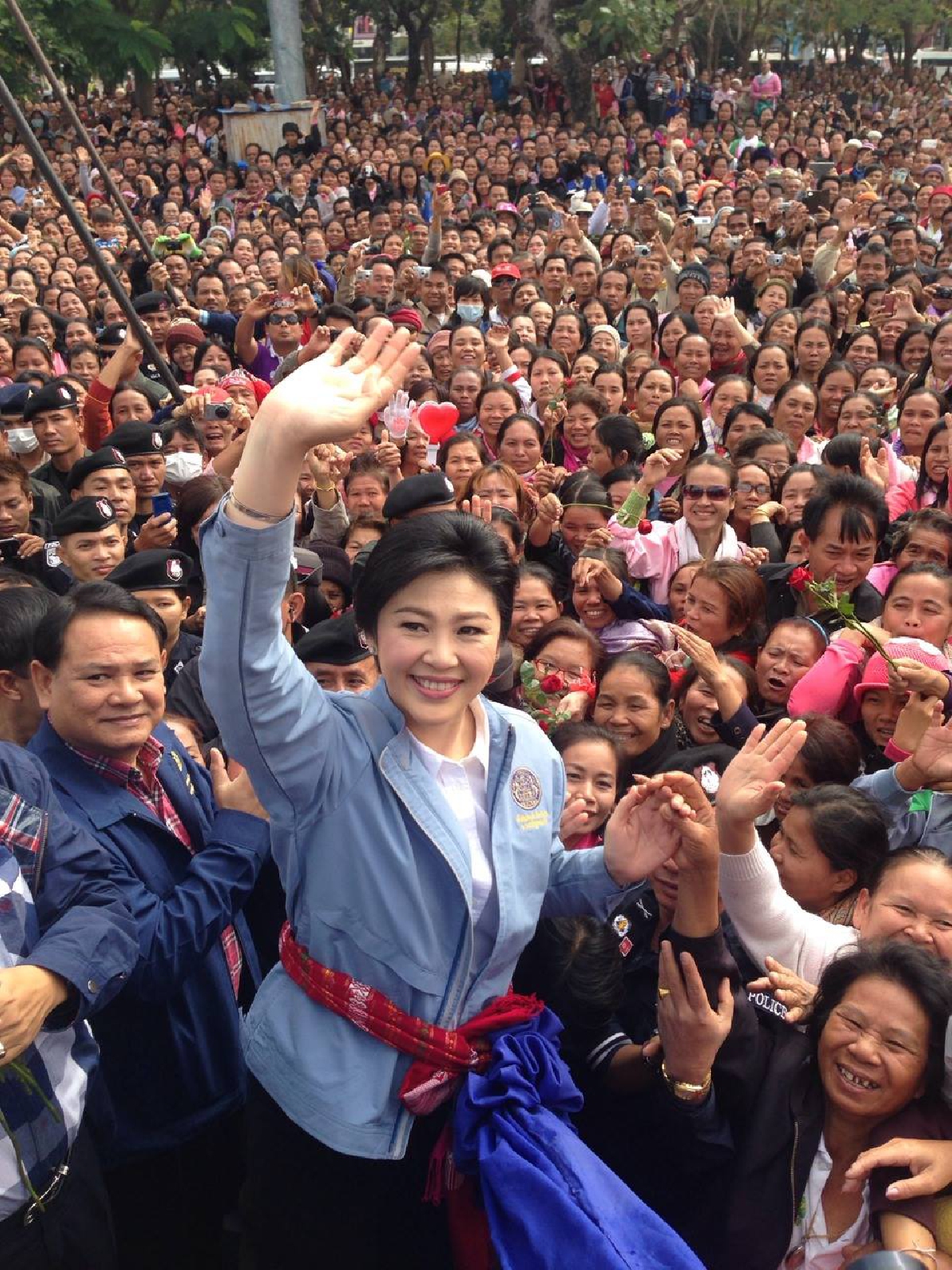 "ยิ่งลักษณ์" จวกรัฐบาล หลังราคาข้าวทุกชนิดร่วง ชี้รัฐบาลเร่งหาทางแก้!