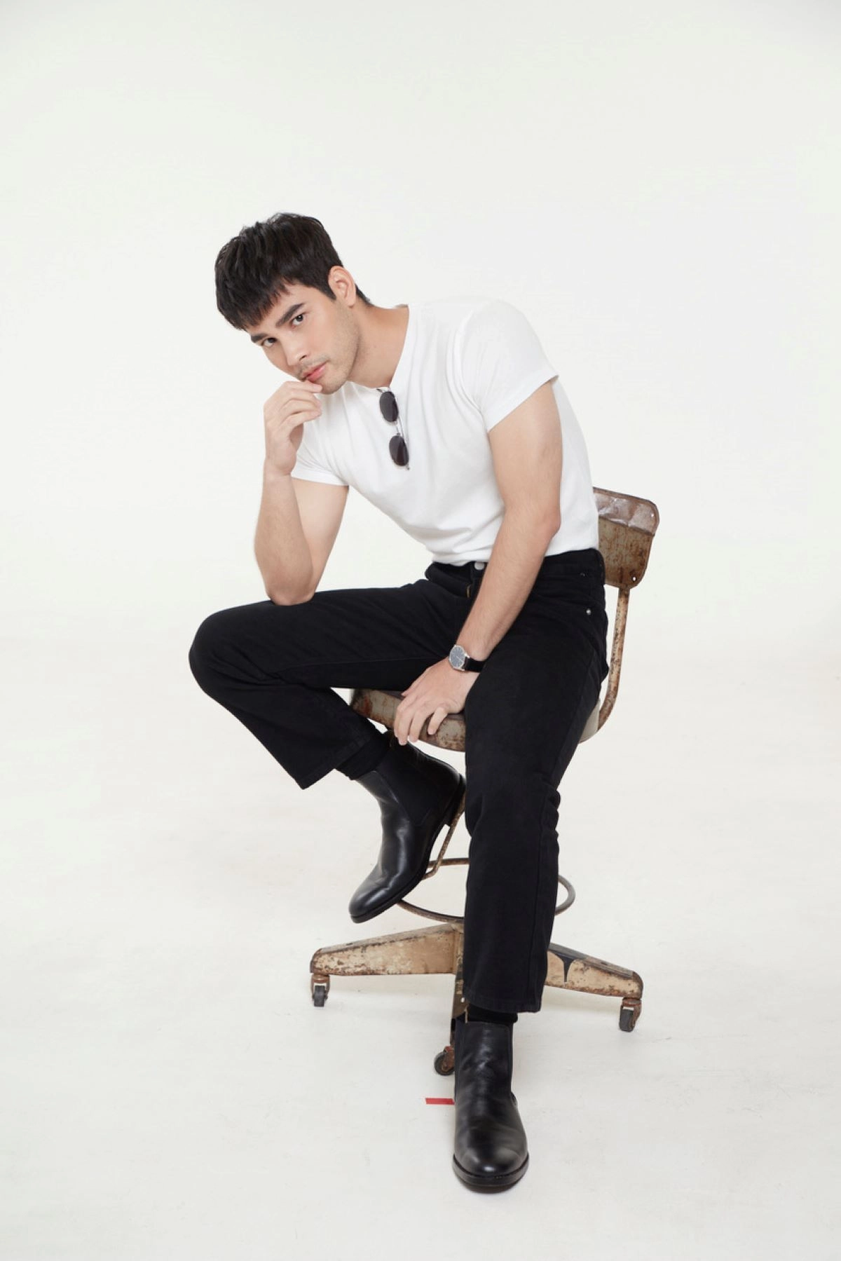 "โบ๊ท ธารา"ซีรีส์วายทำปัง ยอดไอจีพุ่งไม่หยุด แฟนต่างประเทศแห่ตาม