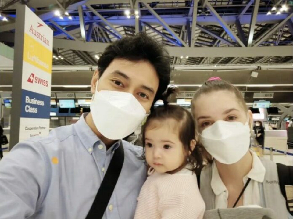 “เอส กันตพงศ์” สุดเศร้า ส่งลูกสาวและภรรยากลับเยอรมันนี