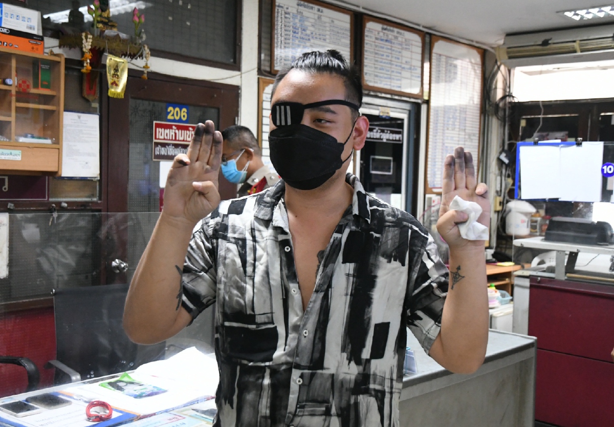 "ไฮโซลูกนัท" ปฏิเสธ ทุกข้อหา ร่วม"คาร์ม็อบ"สมบัติทัวร์