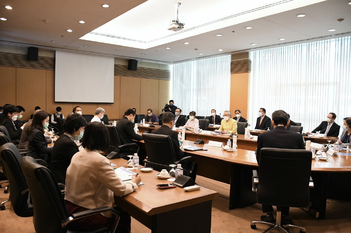 อนุทิน หารือ ดอน จัดหาวัคซีน โควิด-19 เพิ่ม ยันฉีดวัคซีนต่างชาติ กว่า 3แสนคน