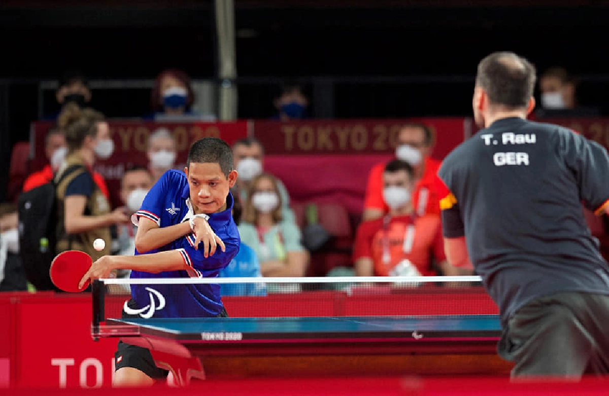 "รุ่งโรจน์ ไทยนิยม"เข้ารอบรองฯเทเบิลเทนนิสพาราลิมปิกการันตีทองแดง