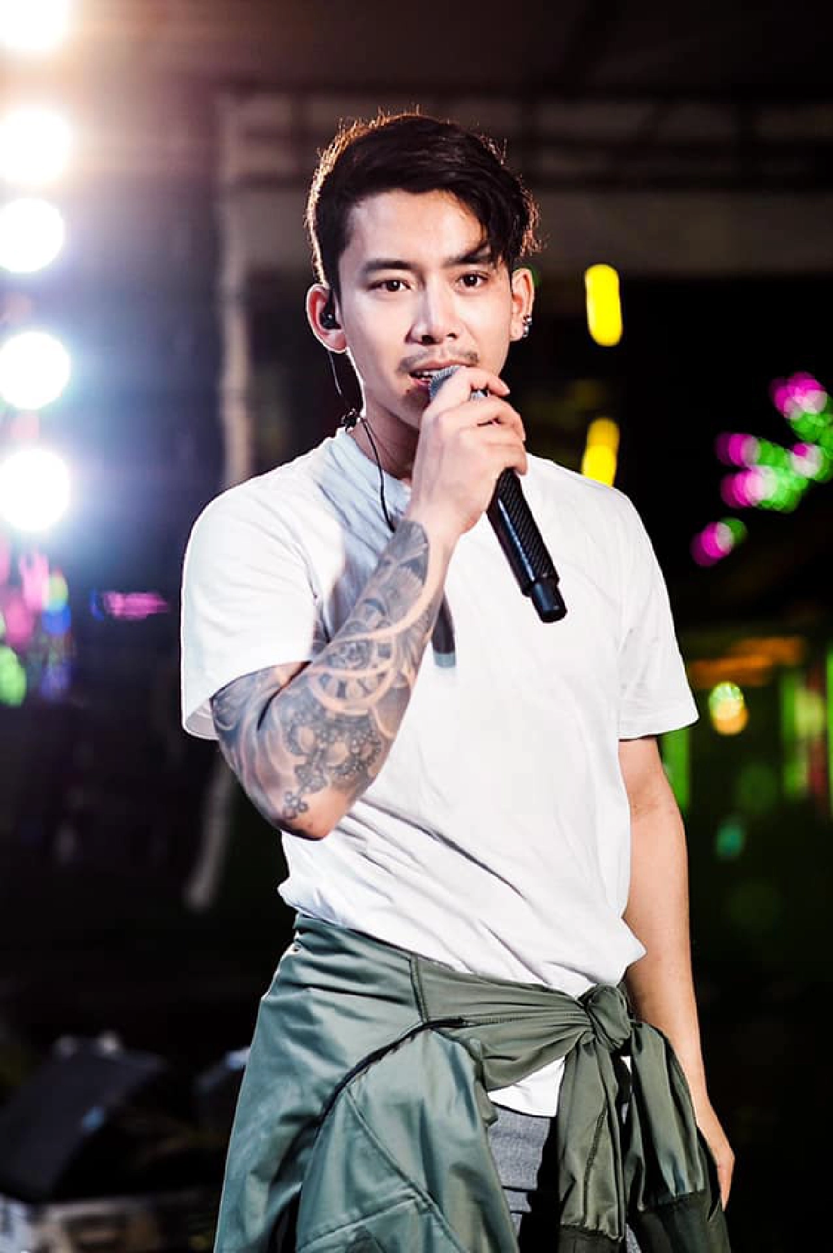 “เบิ้ล ปทุมราช” ถูกแซะ มีเงินออกรถป้ายแดง แต่ไม่บริจาคเงินช่วยคนเดือดร้อน