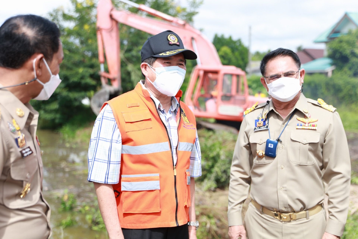รับฤดูมรสุม "นิพนธ์" สั่งปภ.ขุดคูคลอง หวั่นน้ำเอ่อล้นท่วมบ้านเรือนประชาชน