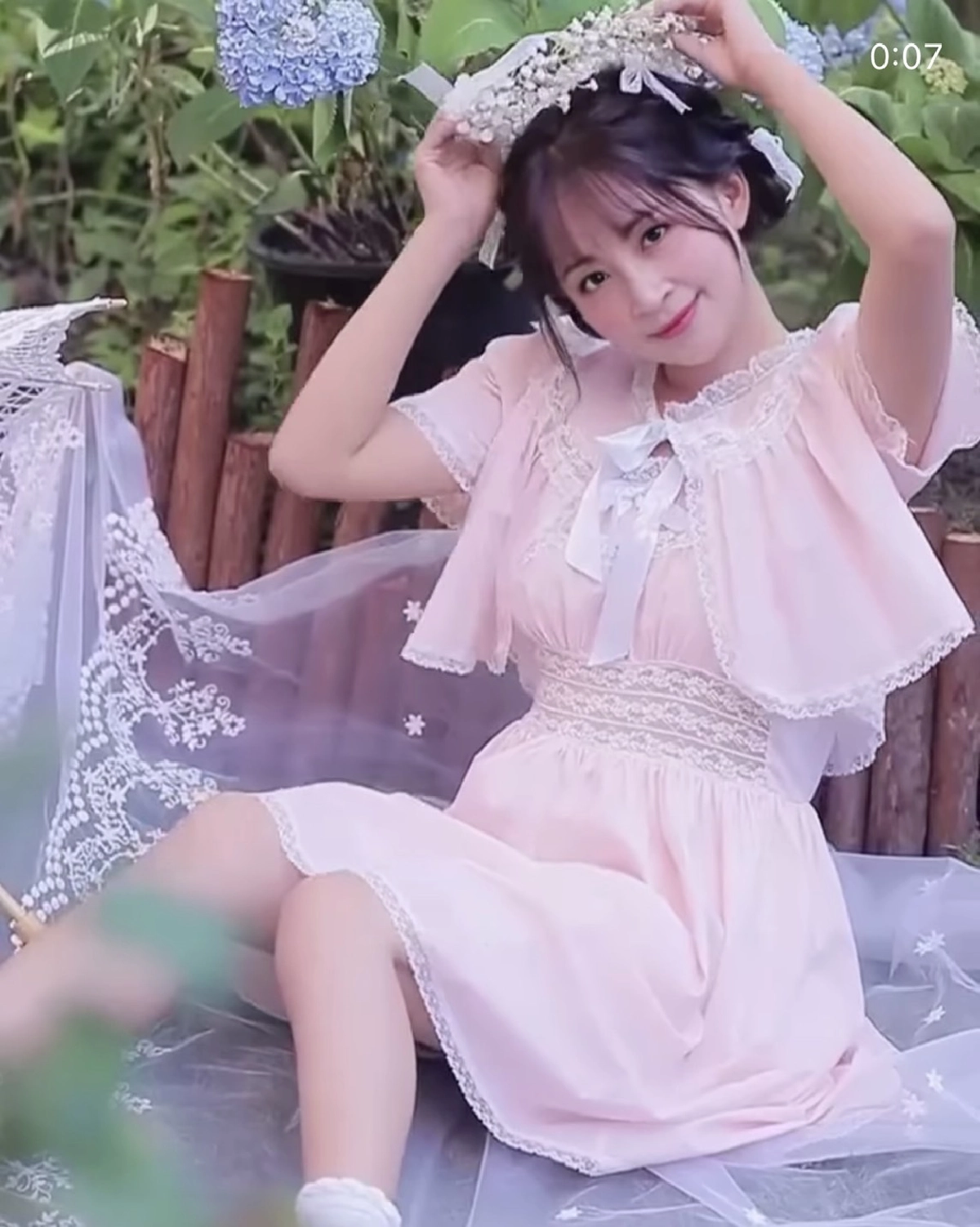 เปิดภาพ “กวาง กมลชนก-น็อต นุติ” ในมุมใสๆวัยกระเตาะ ที่หาดูได้ยาก