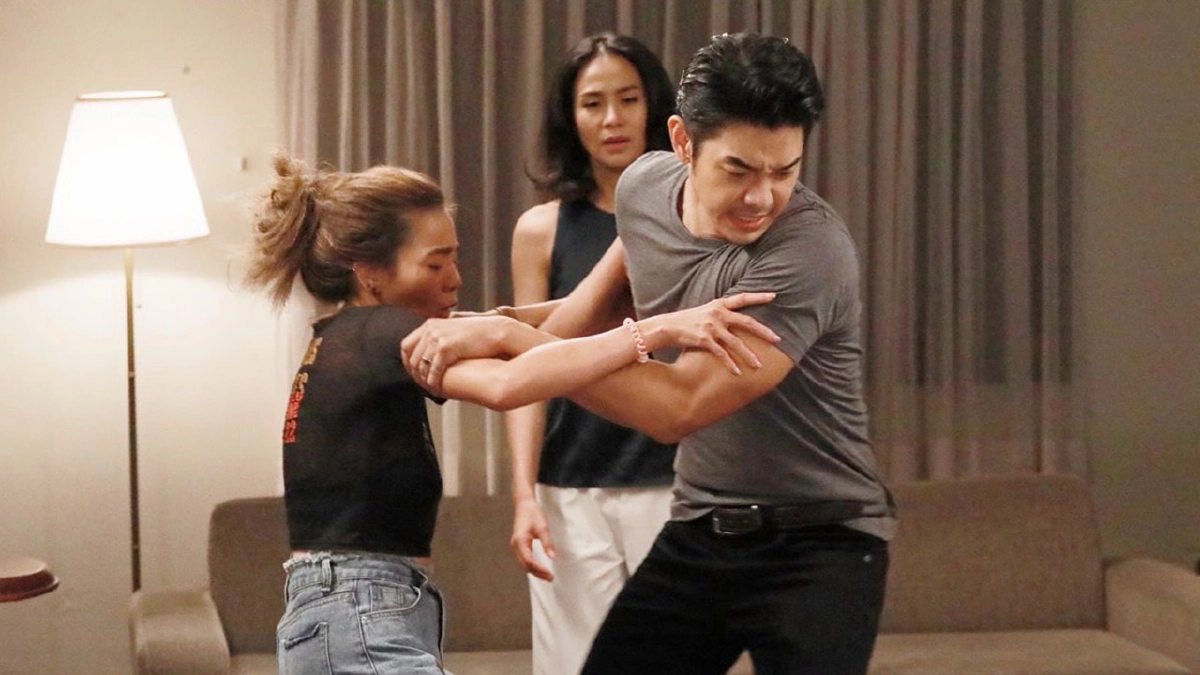 คอละครเฮ "บังเกิดเกล้า" เนื้อใน เข้าชิงรางวัล 2 เวทีใหญ่ ป๊อก-ศรราม ลุ้นหนัก