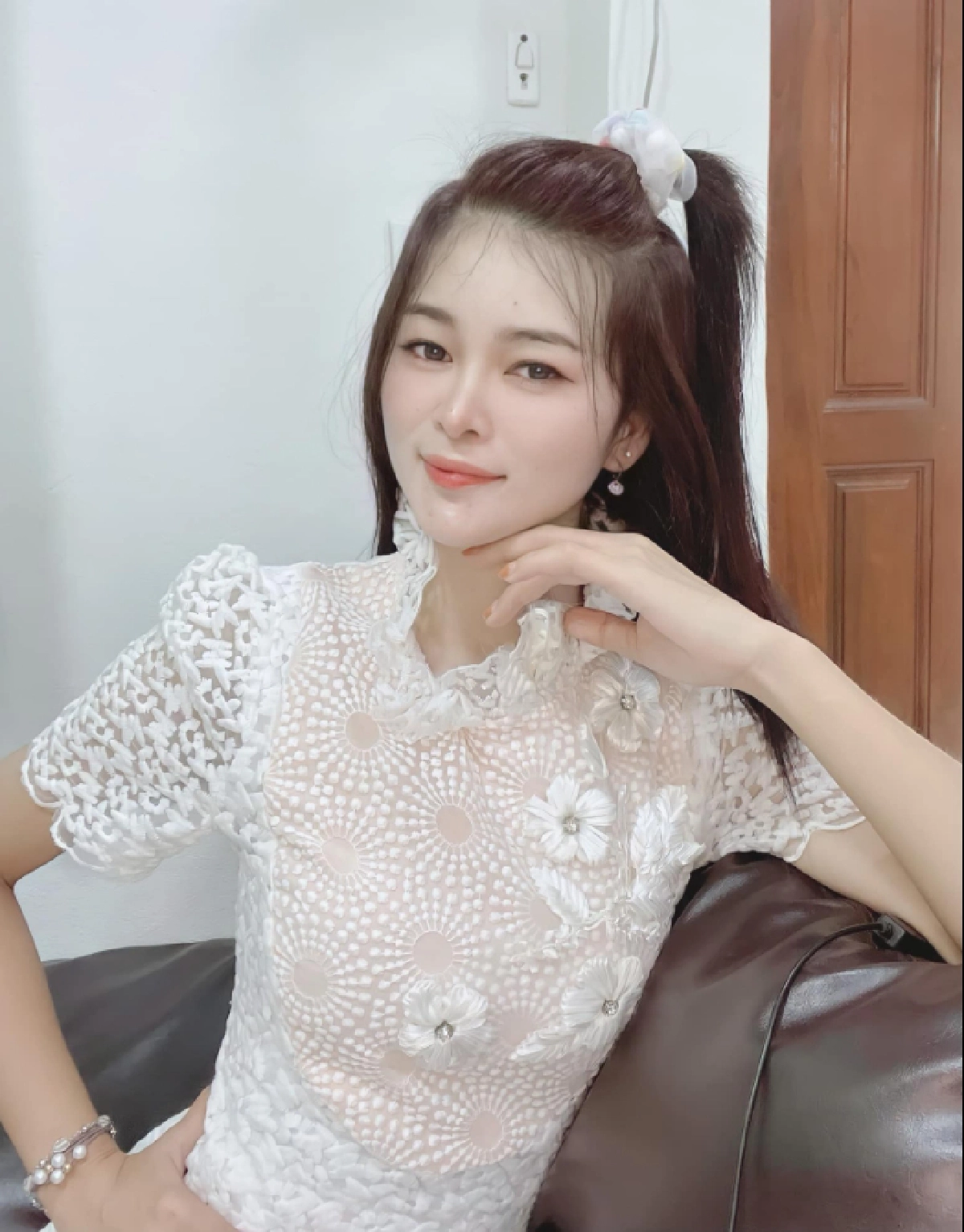 รับบทเจ้าน้ำตา “เอ๋ มิรา” อยู่ดี ๆ ก็โดนแฉ จนนายห้างไห นั่งไม่ติด