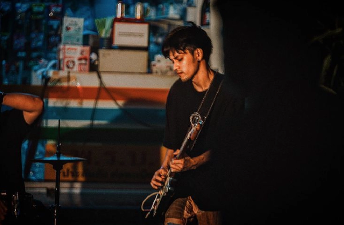 "เก้า จิรายุ" และครอบครัว แพ็คถุงยังชีพเดือนที่ 5 ช่วยโควิด19