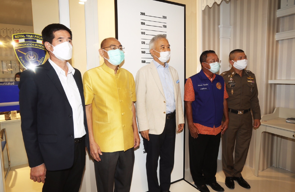 ครบจบที่เดียว "สุวัจน์" เปิดศูนย์บริการภาครัฐ รองรับ “หัวหิน รีชาร์จ”