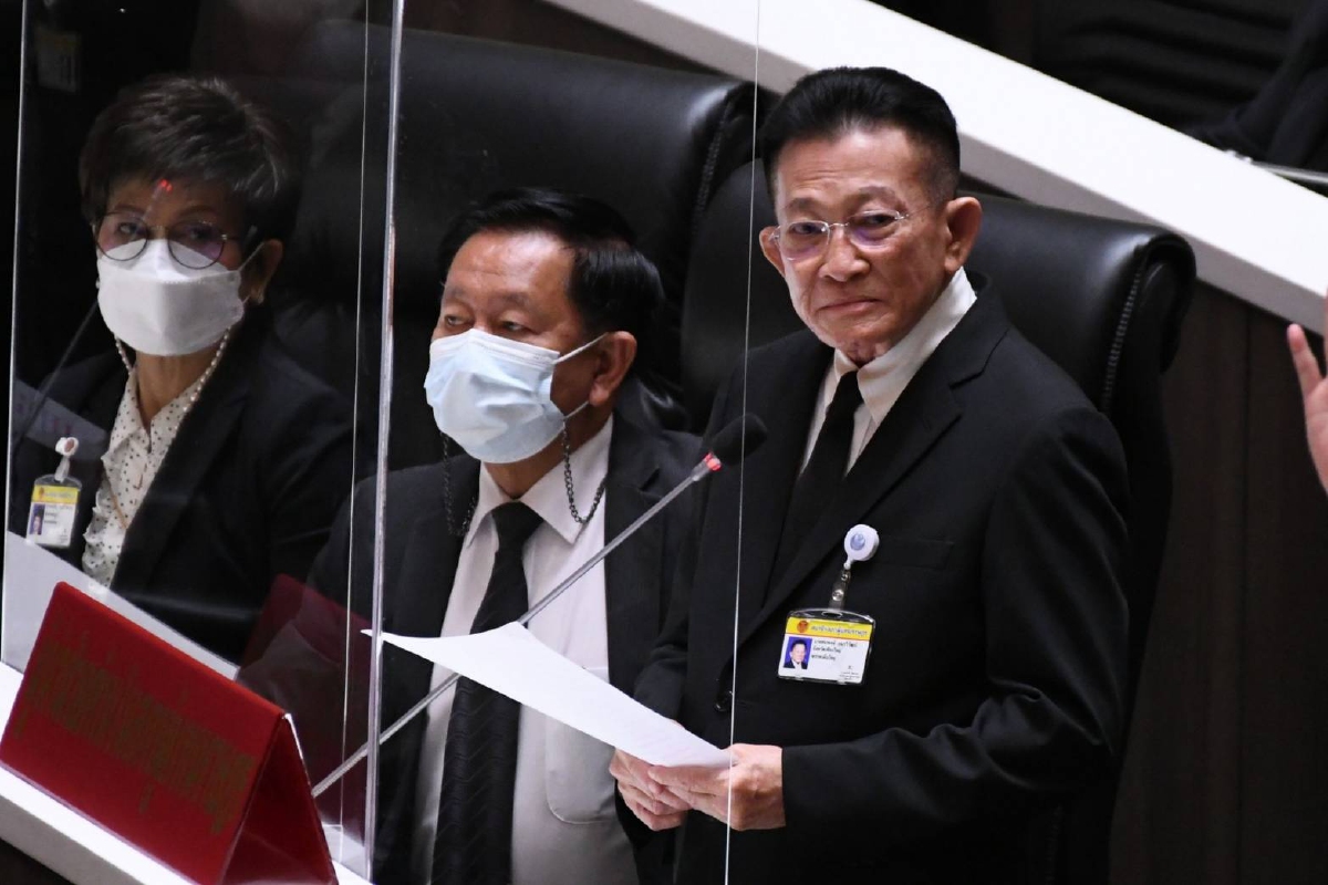 ศึก"อภิปรายไม่ไว้วางใจ" เวทีด้อยค่าส.ส. โหนกระแสความตาย ประท้วงวุ่น