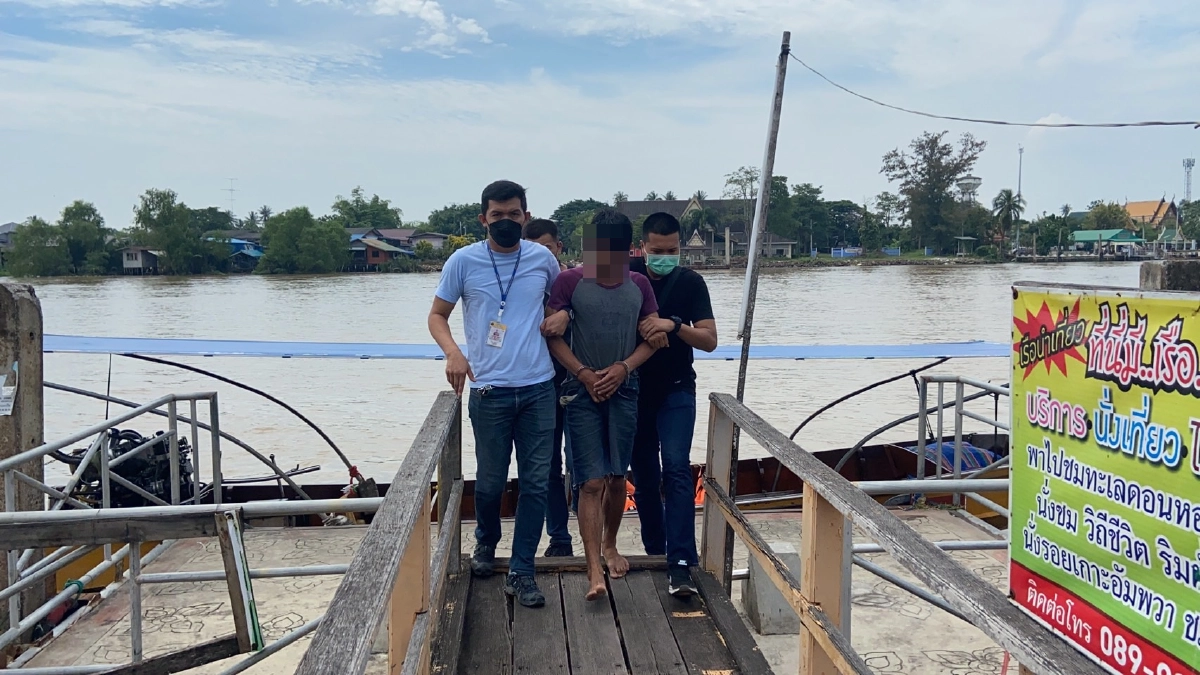 รวบ "ตีนแมว" จอมเพี้ยน พุ่งหลาวหนีตำรวจ ลงแม่น้ำแม่กลอง