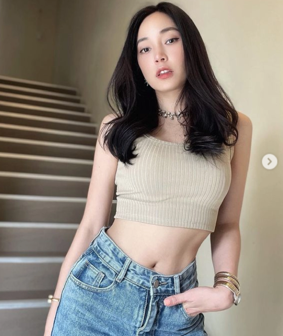 "เมย์ พิชญ์นาฏ" ลงคลิปขำๆ หลายคนลุ้น เหตุไฉนแต่งหน้าไม่เสร็จสักที