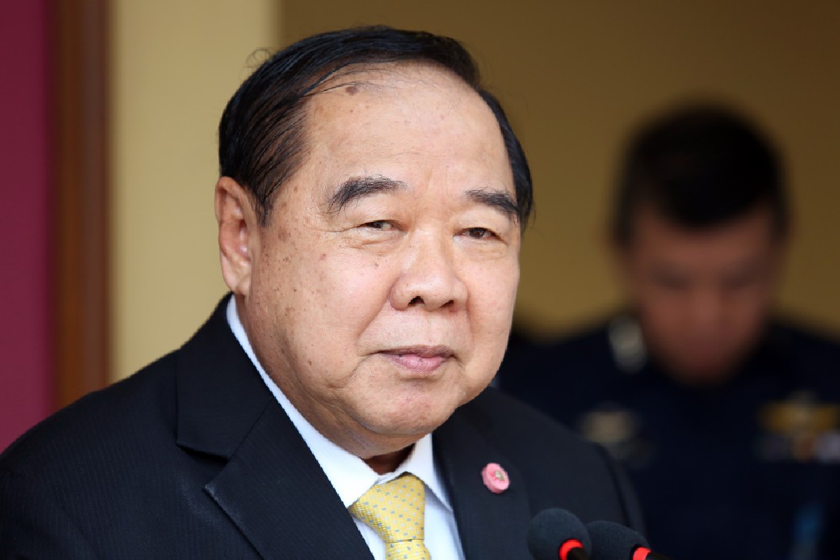 พล.อ.ประวิตร  วงษ์สุวรรณ  รองนายกฯ และหัวหน้าพรรคพลังประชารัฐ