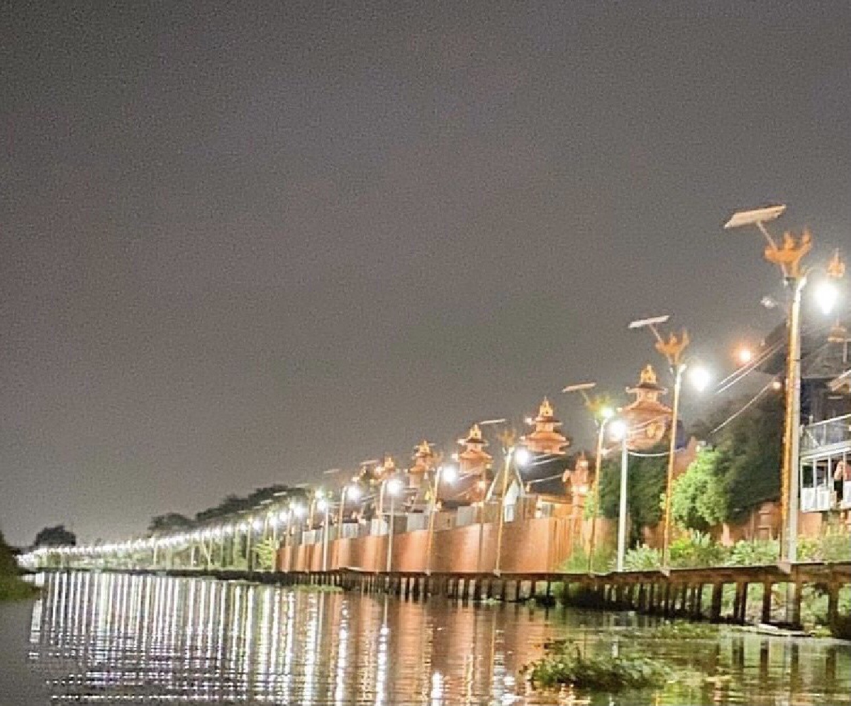 เสาไฟกินรี อบต.ราชาเทวะ ปากน้ำ จ.สมุทรปราการ