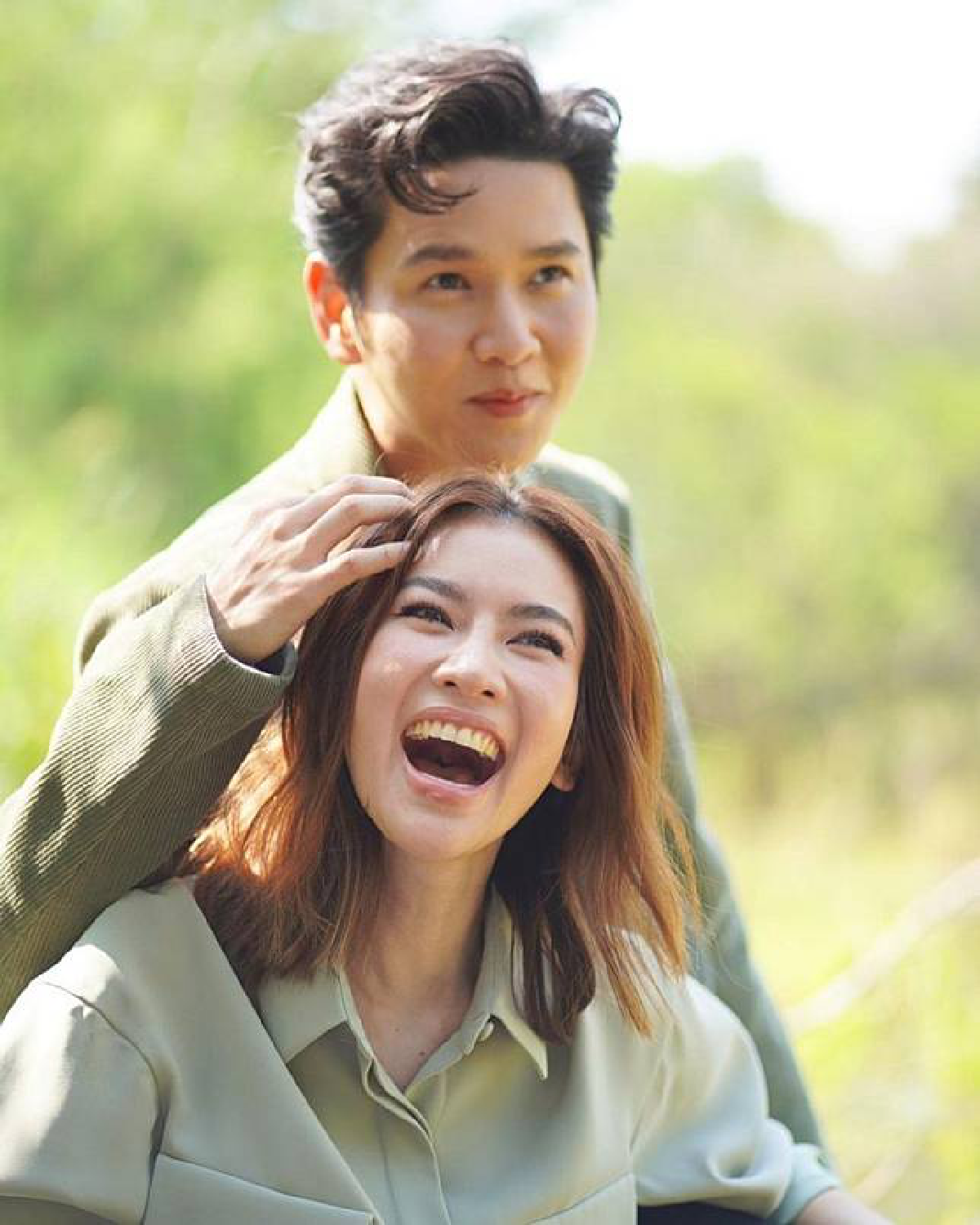 \"ไบรท์\" แต่งตัวสุดแซ่บ ทำ \"โต๋ ศักดิ์สิทธิ์\" ไม้เรียวในมือสั่น