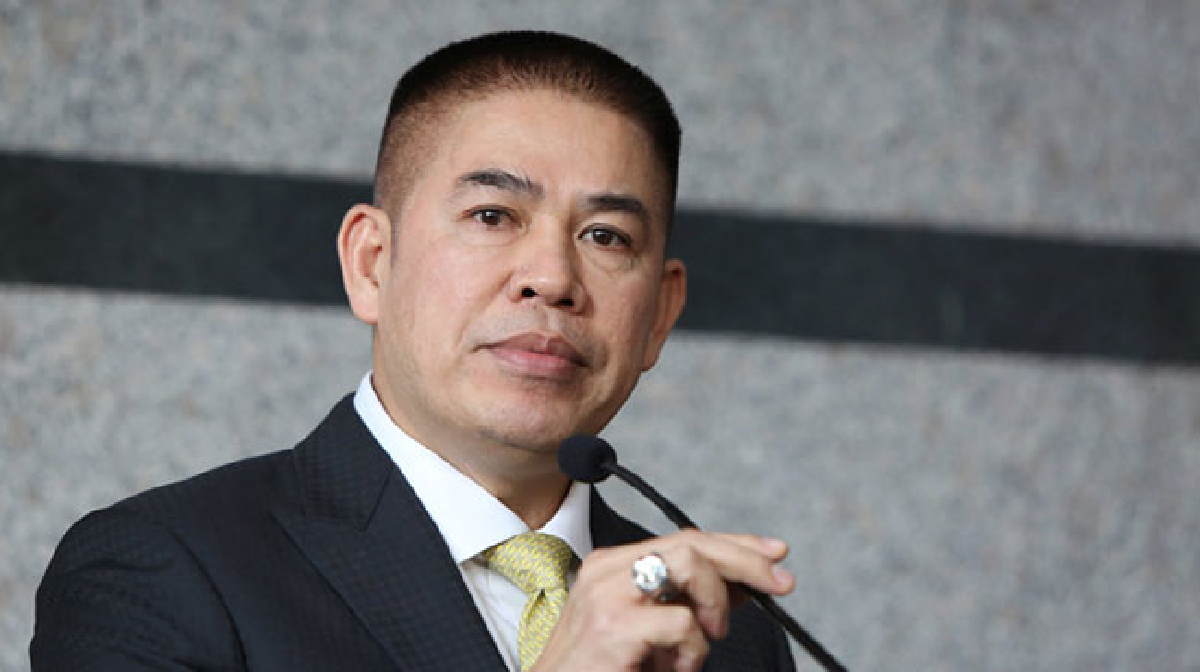 ร.อ.ธรรมนัส พรหมเผ่า เลขาธิการพรรคพลังประชารัฐ 