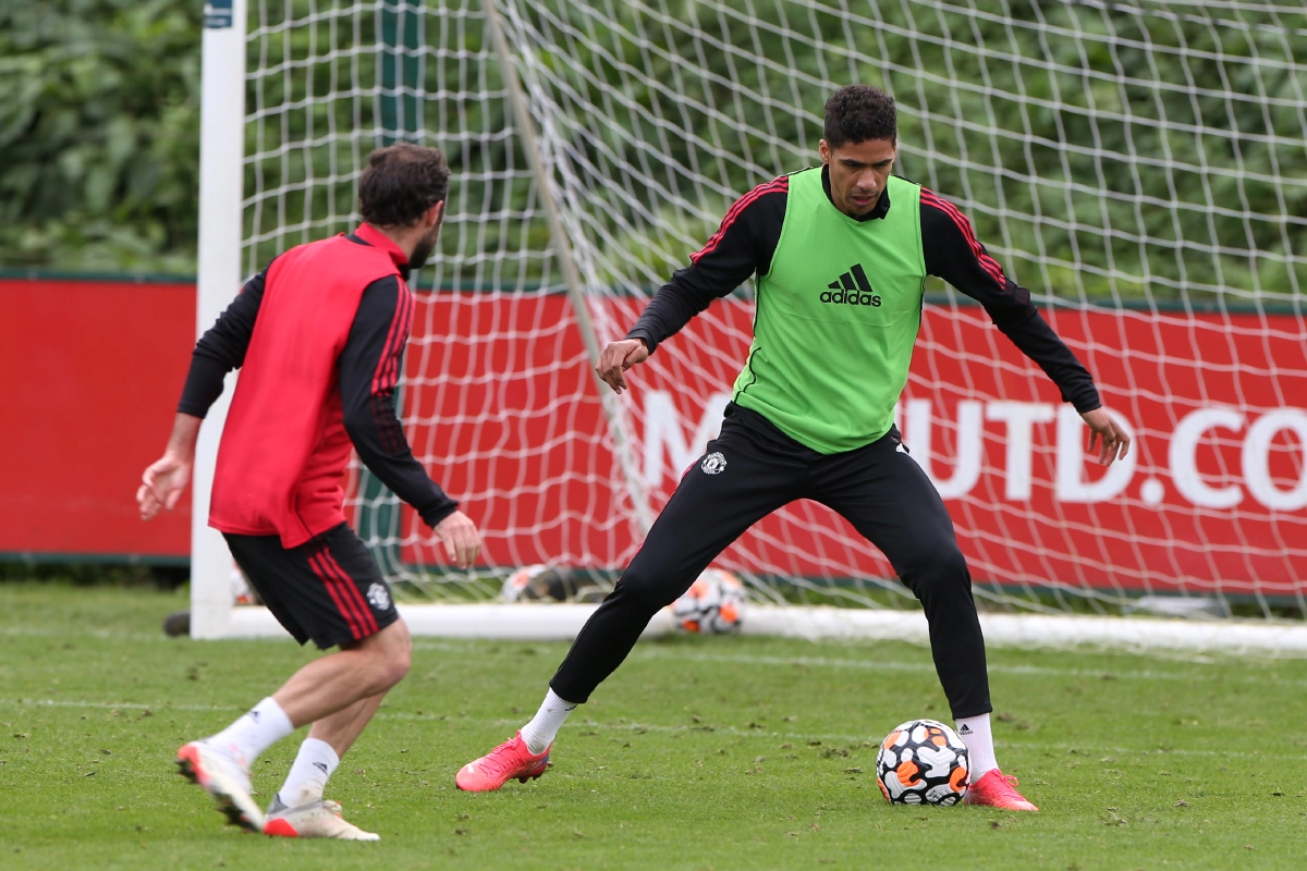 ปีศาจแดงยิ้มได้บ้าง "วาราน" ลุ้นคัมแบ็คเกมเยือน ไก่เดือยทอง