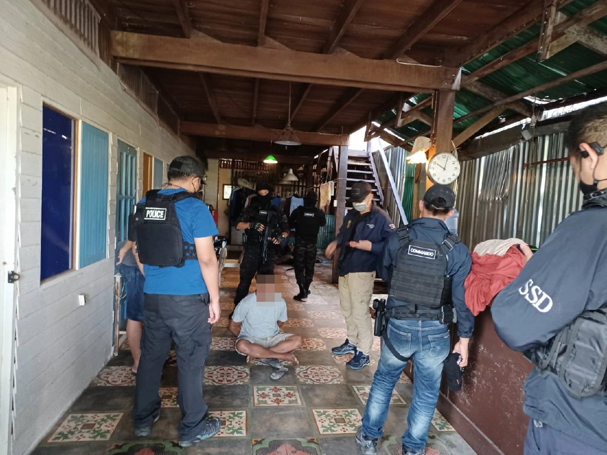 รวบแล้ว ไต้ก๋งเรือ "หึงโหด" ระแวงเมียมีกิ๊ก เชือดดับ2ศพ