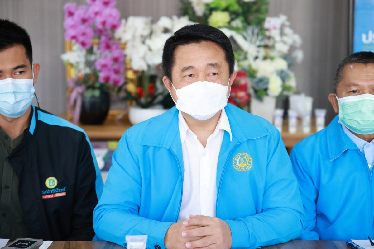 สส.ปชป. ระยอง เสนอ ครม. "ชดเชยวันหยุด" ให้ภาคตะวันออก เป็นวันที่ 28 ธ.ค.64