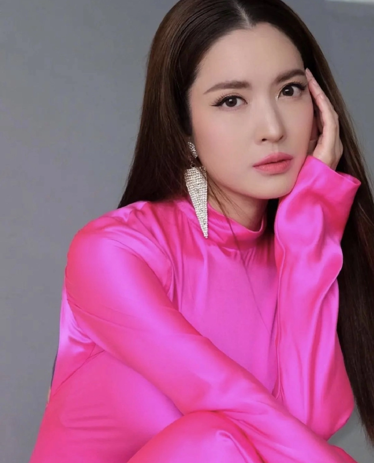 ส่องเมนต์ 5 หนุ่มหล่อ ที่เคยตกเป็นข่าวกับ "แอฟ ทักษอร" นัดกันอวยพรวันเกิด