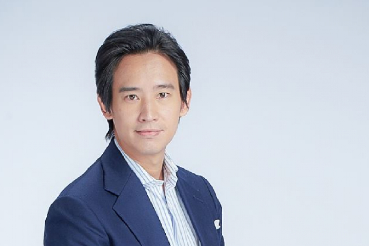 พิธา  ลิ้มเจริญรัตน์  หัวหน้าพรรคก้าวไกล