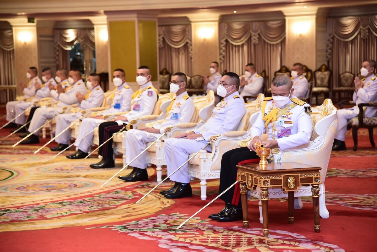 ผบ.ทบ.นำจิตอาสาร่วมบำเพ็ญประโยชน์เนื่องใน"วันคล้ายวันสวรรคตรัชกาลที่9"