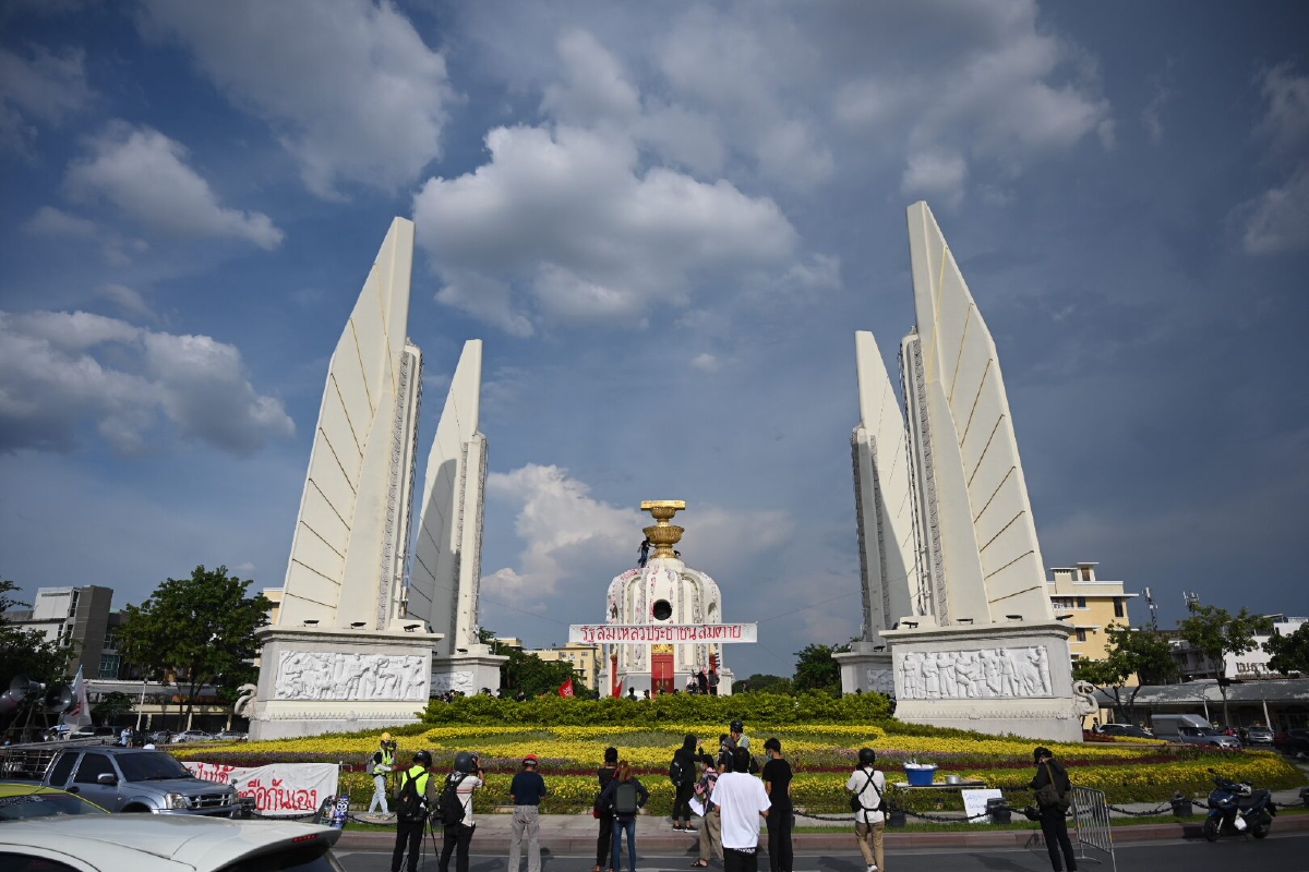 "ม็อบ14พฤศจิกา"หลังคำวินิจฉัยศาลรธน.จังหวะก้าวที่พึงระวังสูงสุด