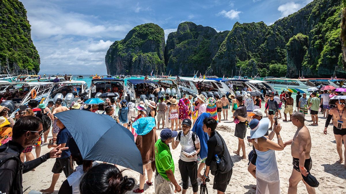 ครม.สัญจรยึดกระบี่ “บิ๊กตู่” นำทีมเปิดประเทศรับนักท่องเที่ยวต่างชาติ