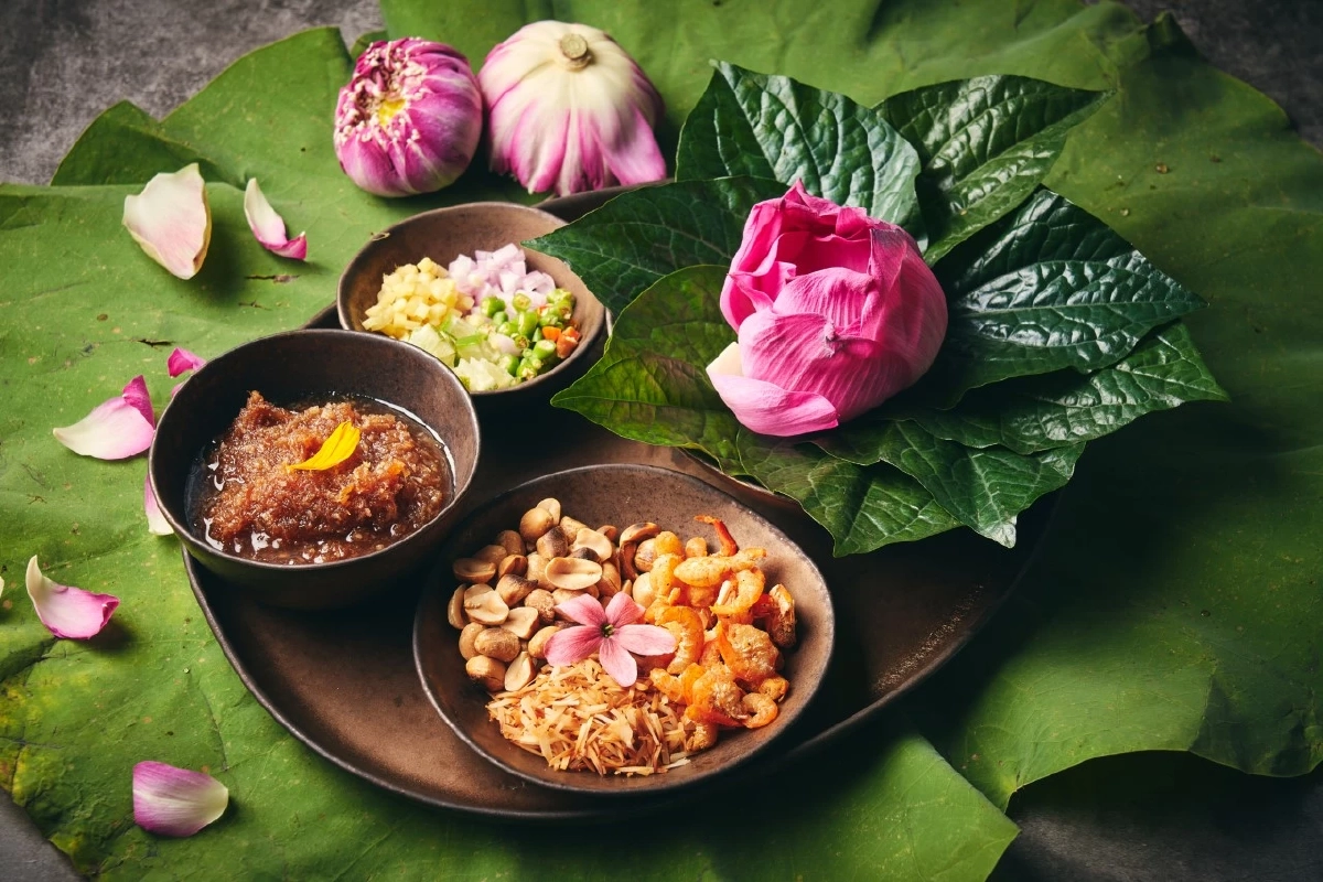  เมี่ยงคำดอกบัวหลวง