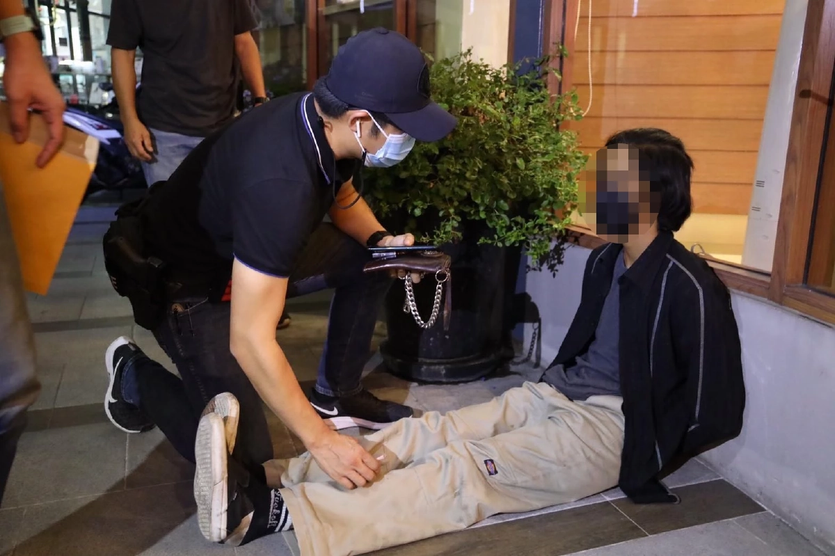 จับยกก๊วน "ไนจีเรีย" ค้า "โคเคน" ข้ามชาติ แฉลูกค้าเป็นคนดังไฮโซ วงการบันเทิง