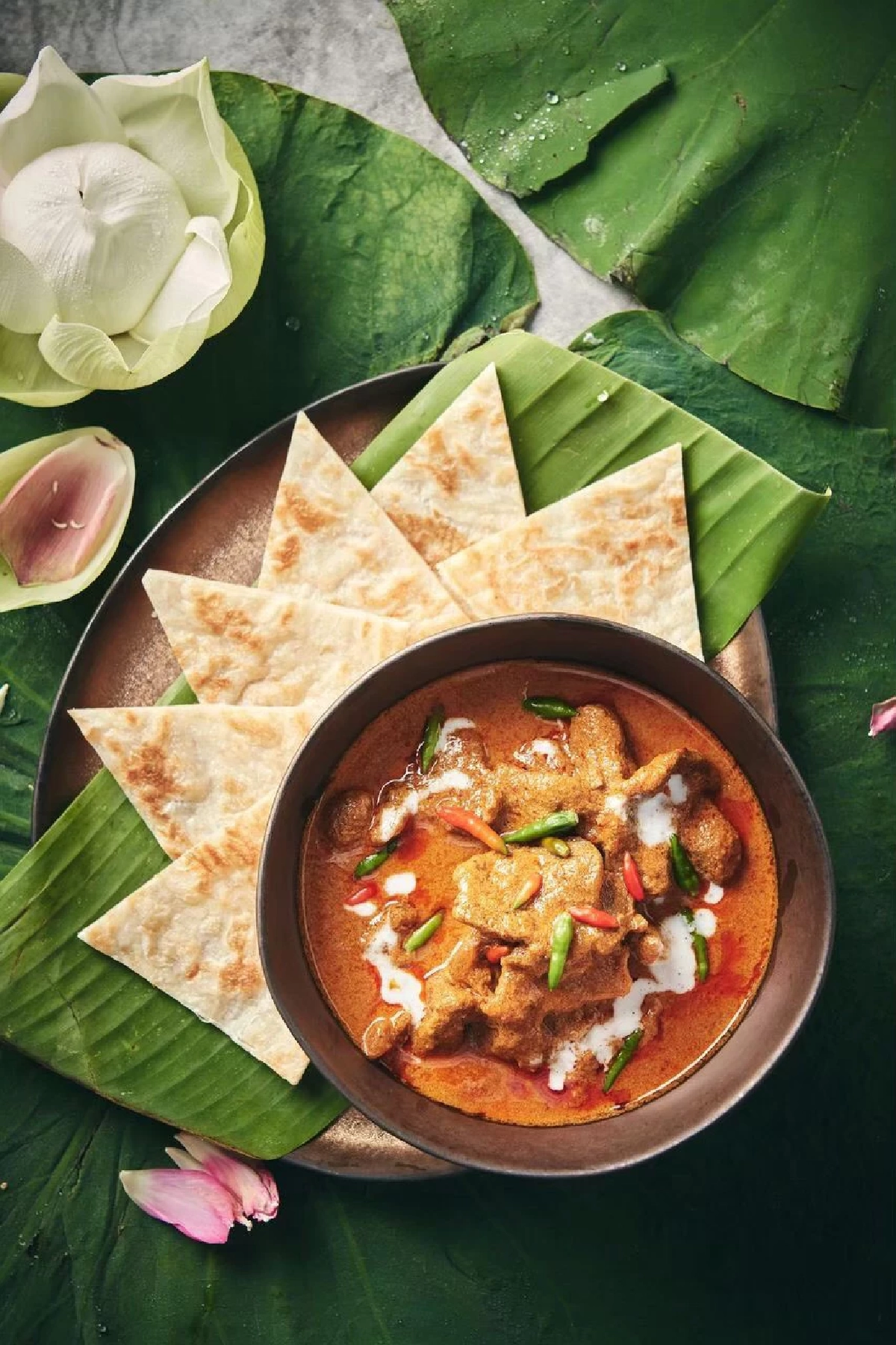 แกงเนื้อพริกขี้หนูโรตี