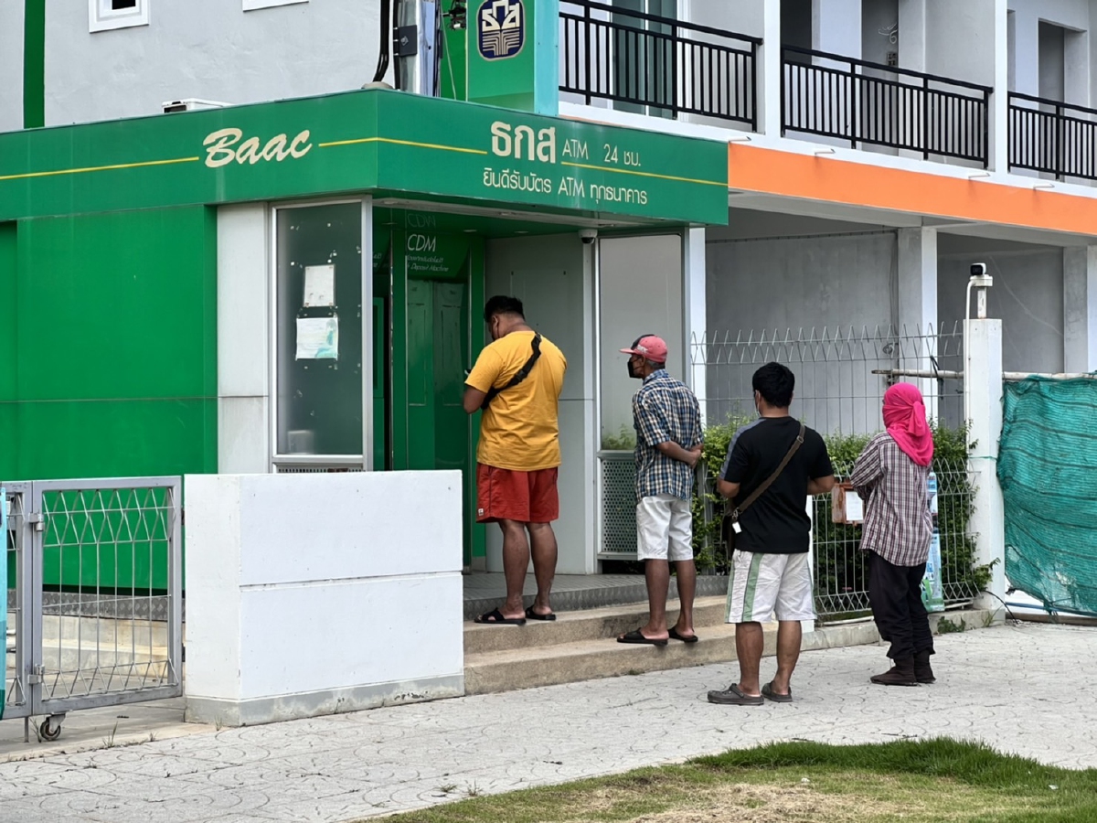 ชาวนาเฮ กดเงิน"ส่วนต่างข้าว คึกคัก " จุรินทร์สั่งการพาณิชย์จว.ดูแลใกล้ชิด