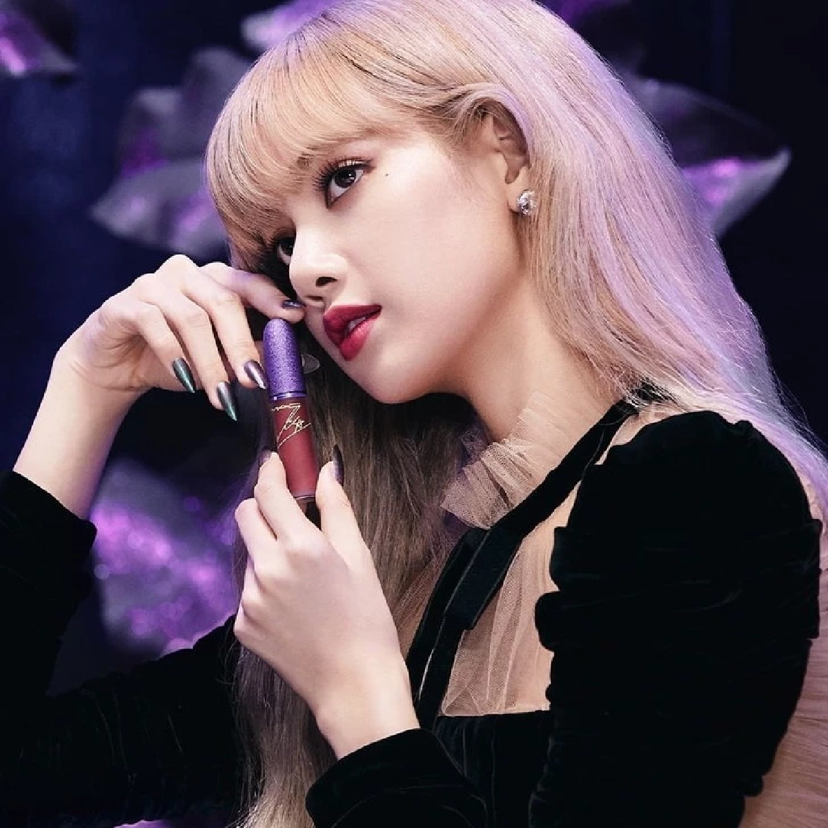 "ลิซ่า BLACKPINK" ขายของเก่ง M.A.C x L คอลเลกชั่นเครื่องสำอางออกแบบเอง