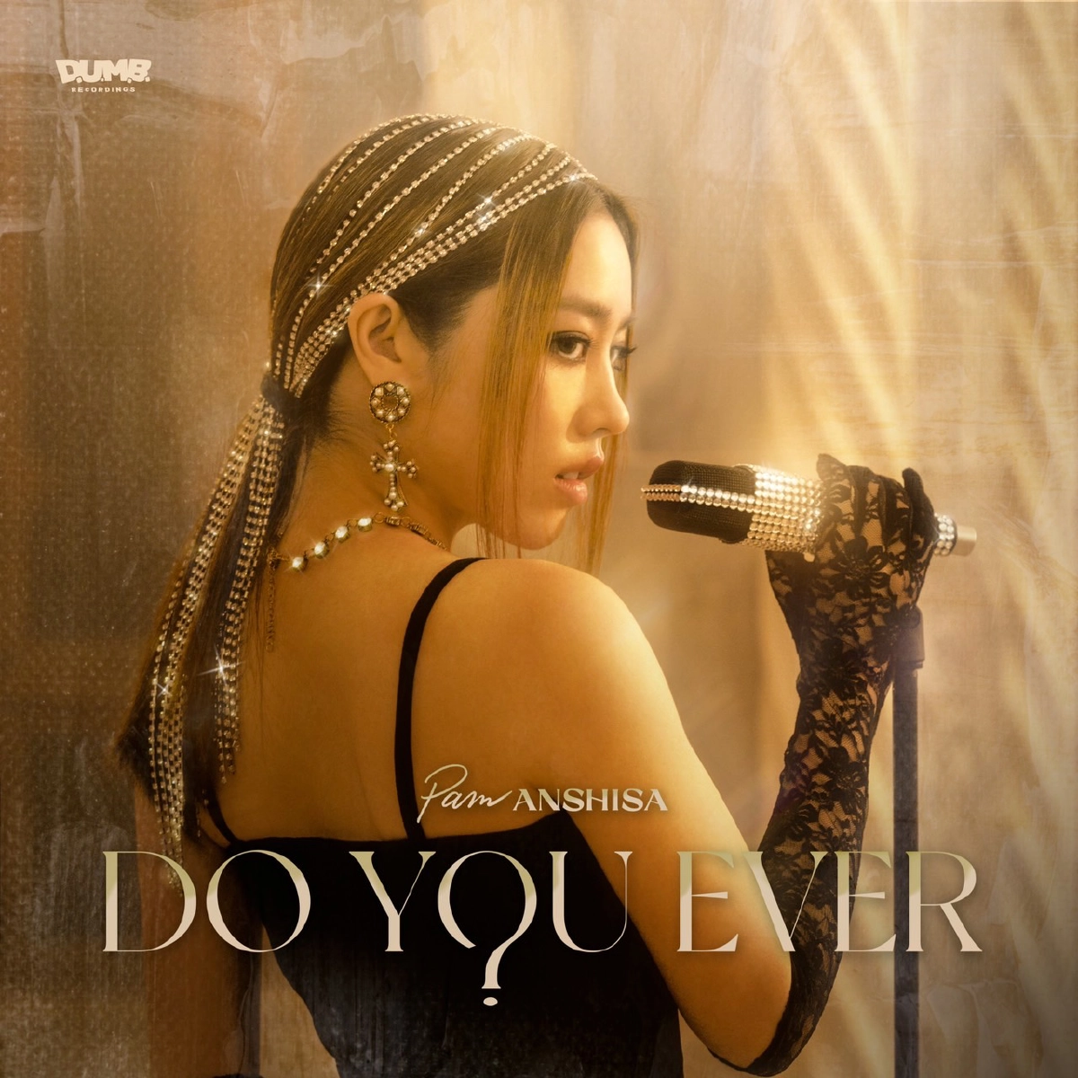 "แปม อัญญ์ชิสา" ส่งเพลงเศร้าบอกเล่าถึงความรู้สึก แม้ความรักจะจากลา
