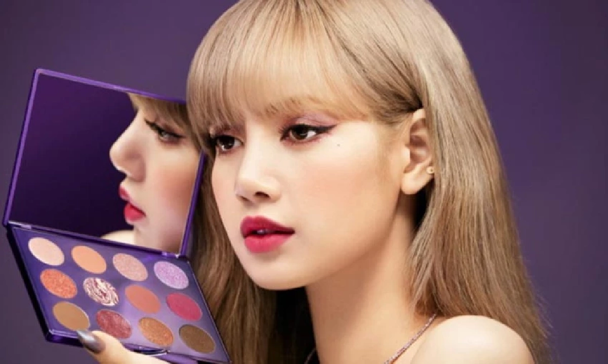 "ลิซ่า BLACKPINK" ขายของเก่ง M.A.C x L คอลเลกชั่นเครื่องสำอางออกแบบเอง