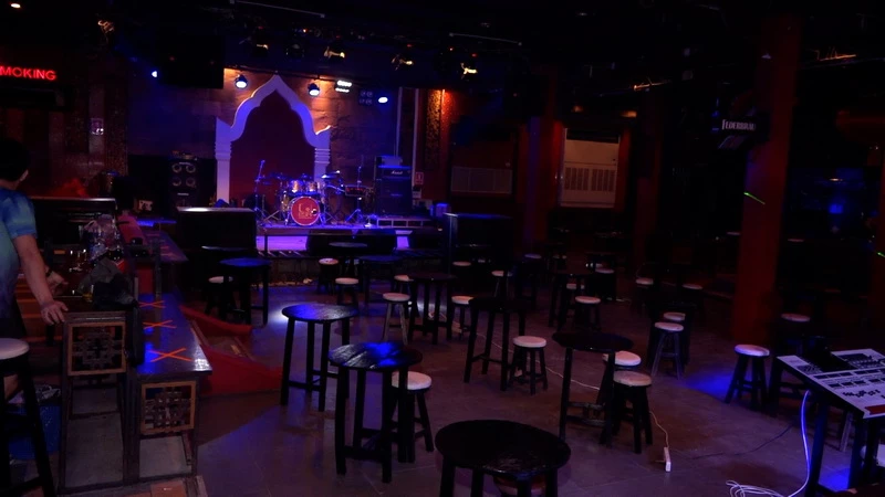 นายกฯ เห็นใจผู้ประกอบการผับ-บาร์ ชี้เปิดเร็วเสี่ยงหลายมิติ