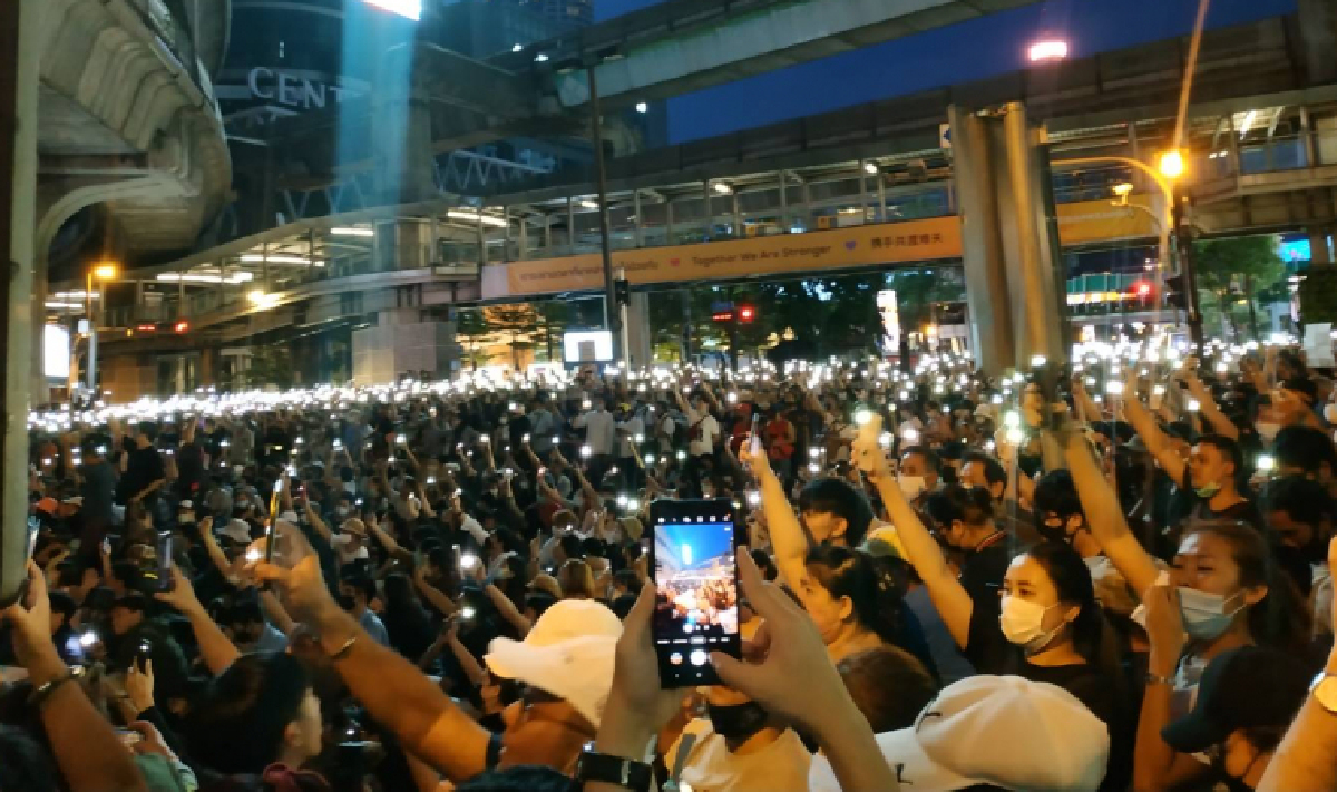 “พิธา” วอนผู้มีอำนาจอย่ามองเยาวชนอนาคตของชาติเป็นศัตรู