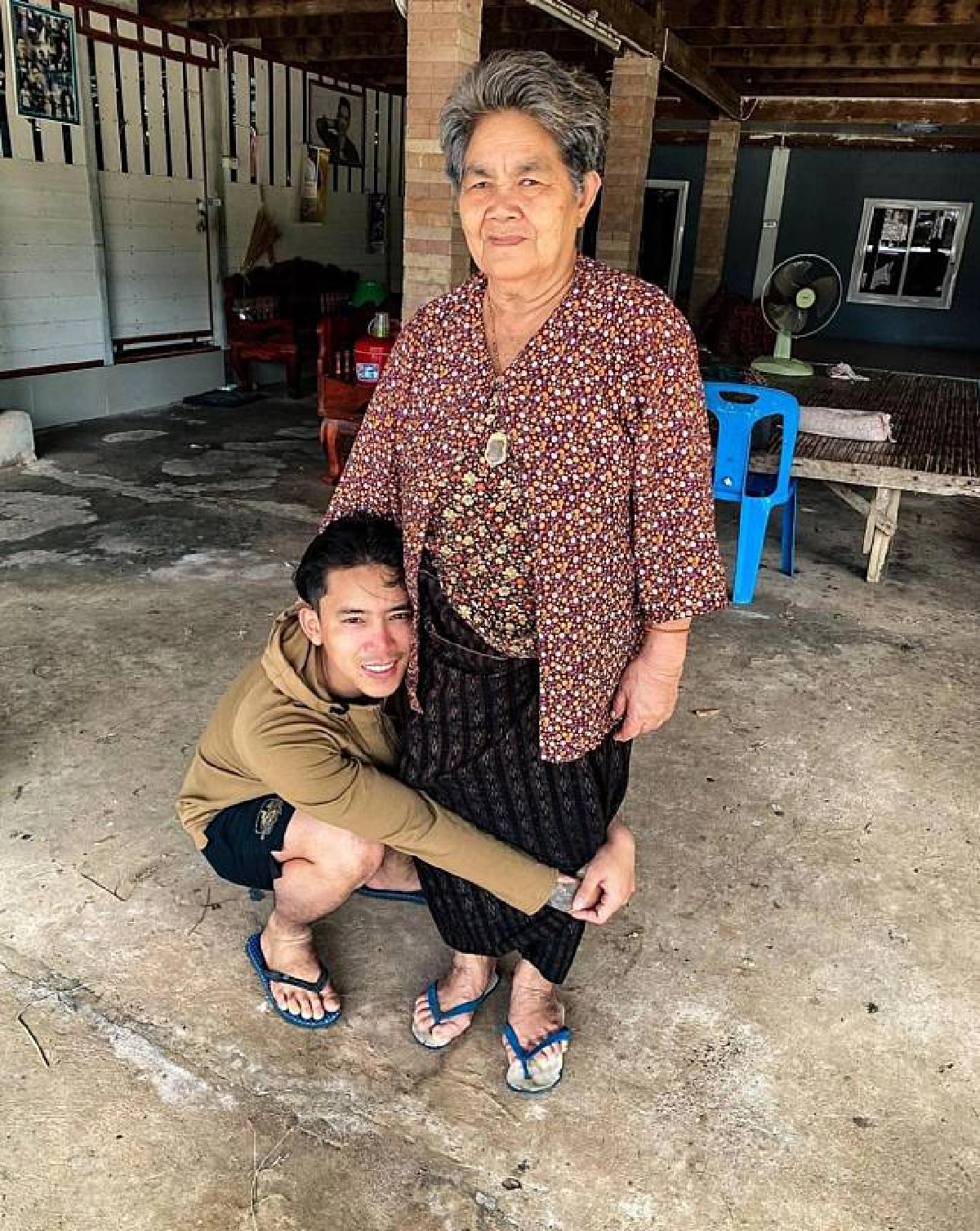 "เบิ้ล ปทุมราช" เผยภาพสู้ชีวิต มีเงินติดตัวแค่ 400 ขึ้นรถทัวร์มาเป็นนักร้อง