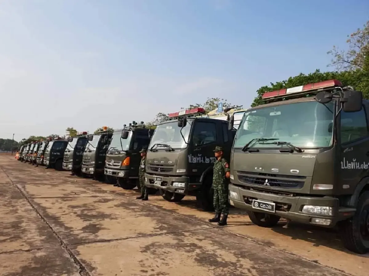 ทหาร เตรียมพร้อมกำลังพล-ยานพาหนะ รับสถานการณ์ หาก "รถบรรทุก" หยุดวิ่ง
