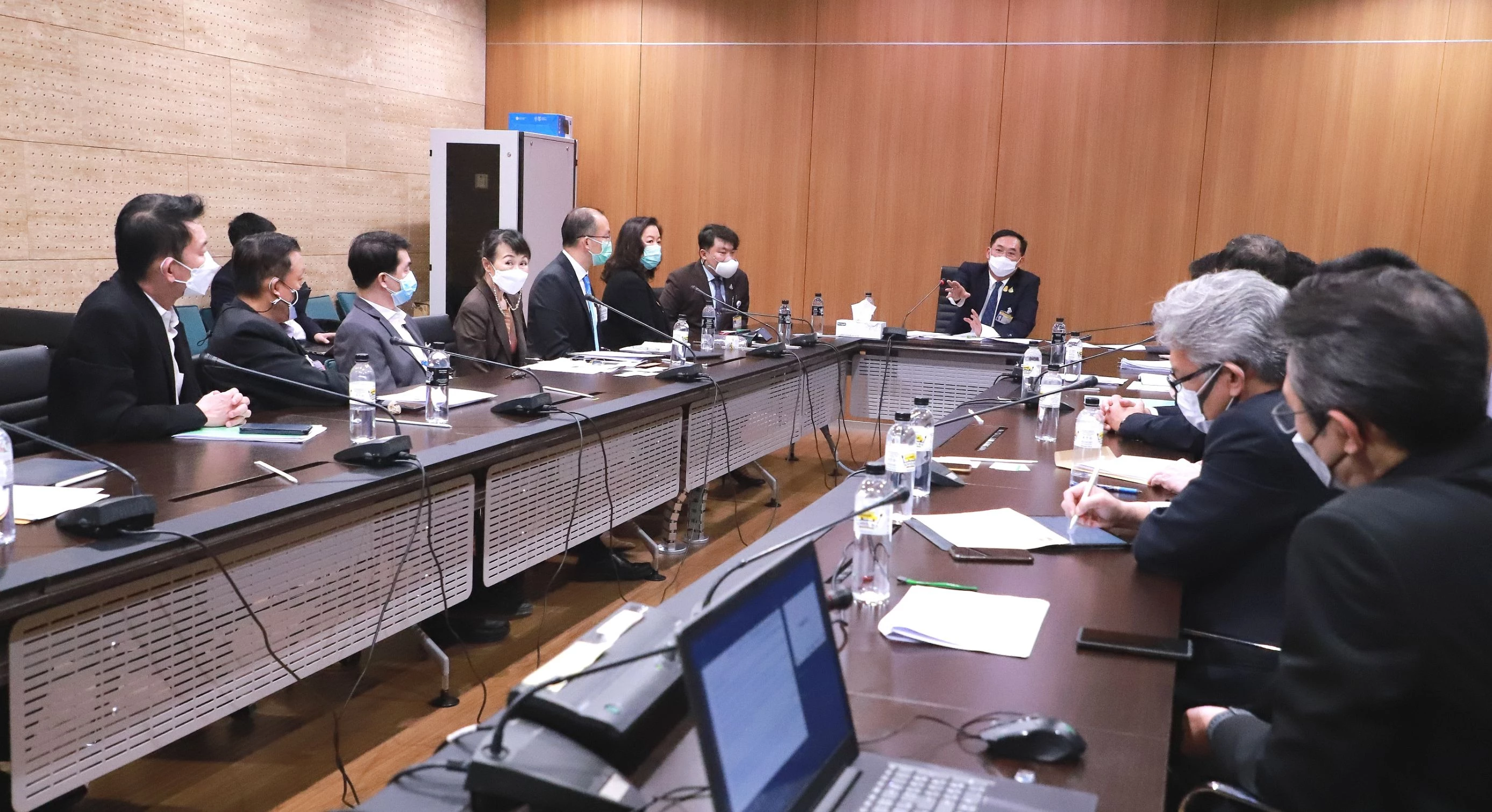 วอนผู้ประกอบการธุรกิจเช่าซื้อรถจักรยานยนต์ ผ่อนคลายหนี้ช่วงโควิด