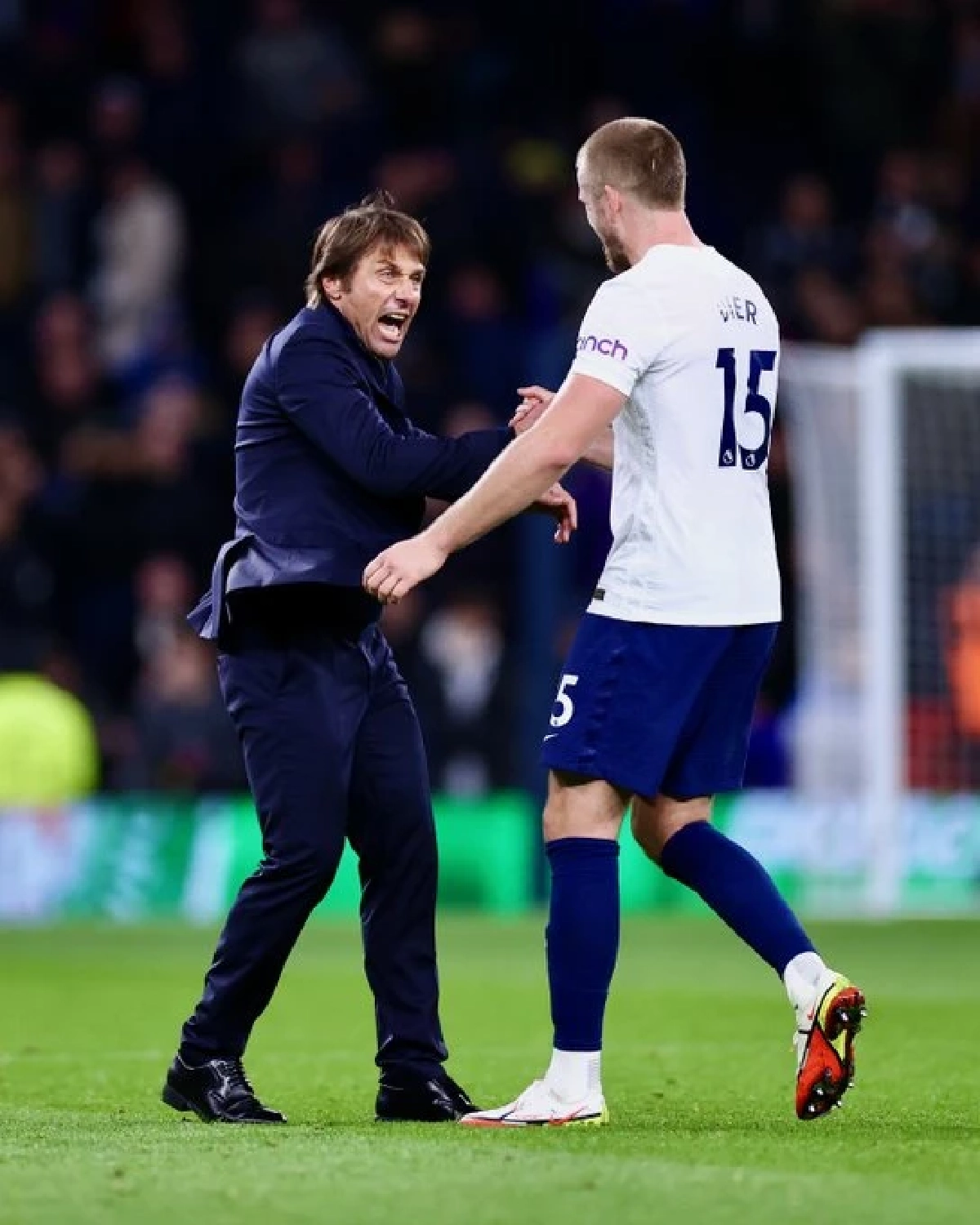 "คอนเต้" สุดแฮปปี้ "สเปอร์ส" แซงชนะ ลีดส์ ประเดิมสามแต้มคุมทีม