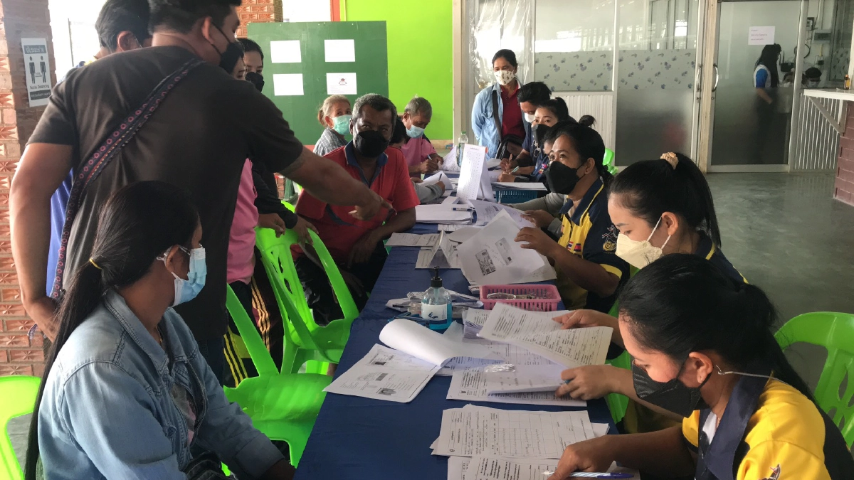 ขึ้นทะเบียน "แรงงานต่างด้าว" ที่อยู่นอกระบบ ควบคุมการแพร่ระบาด "โควิด-19"